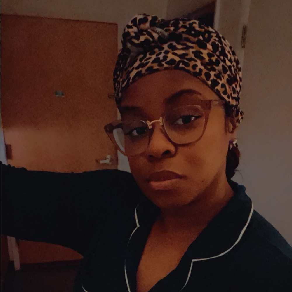 Meet your Posher, Vanessa